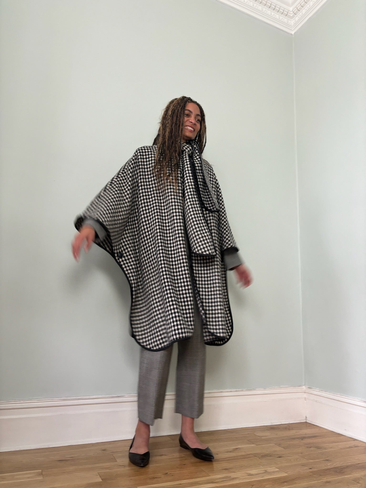 Vintage Miss Smith check cape coat