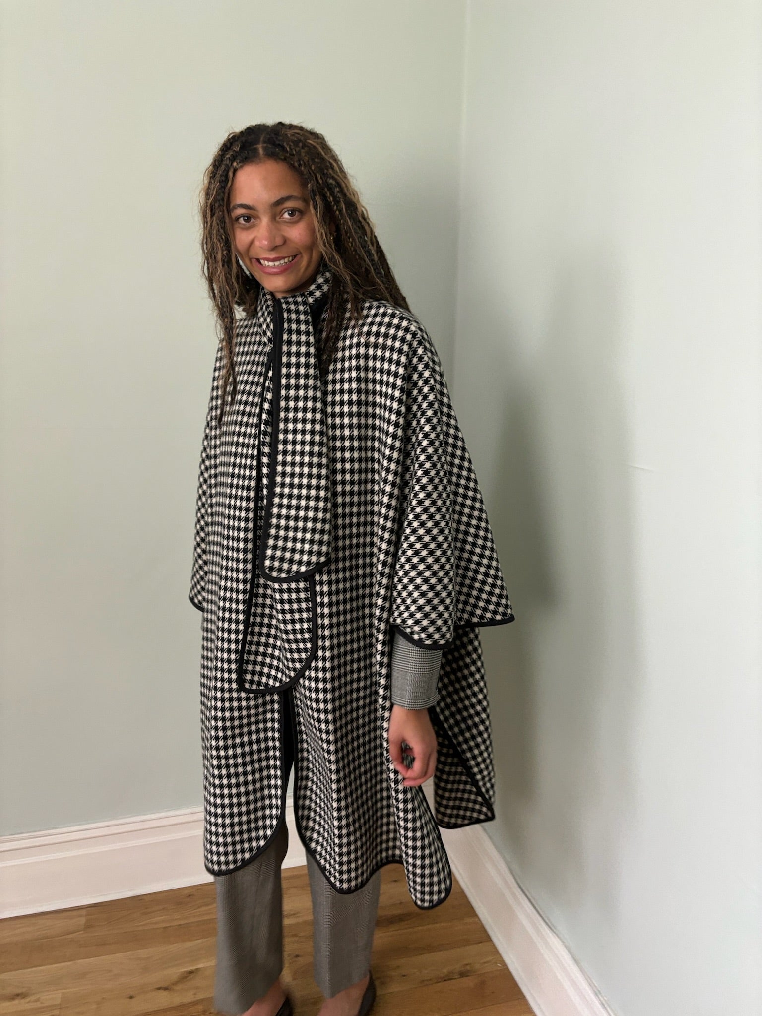 Vintage Miss Smith check cape coat