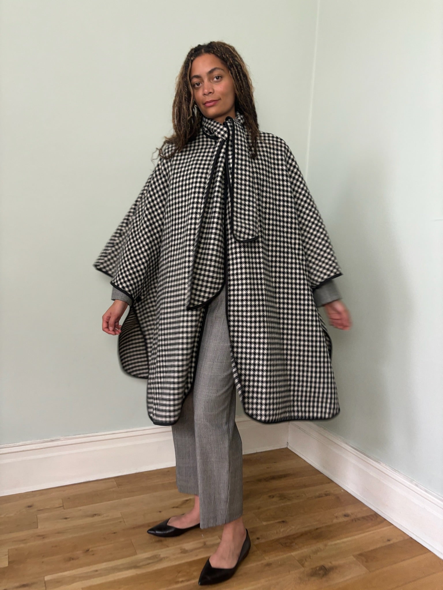 Vintage Miss Smith check cape coat