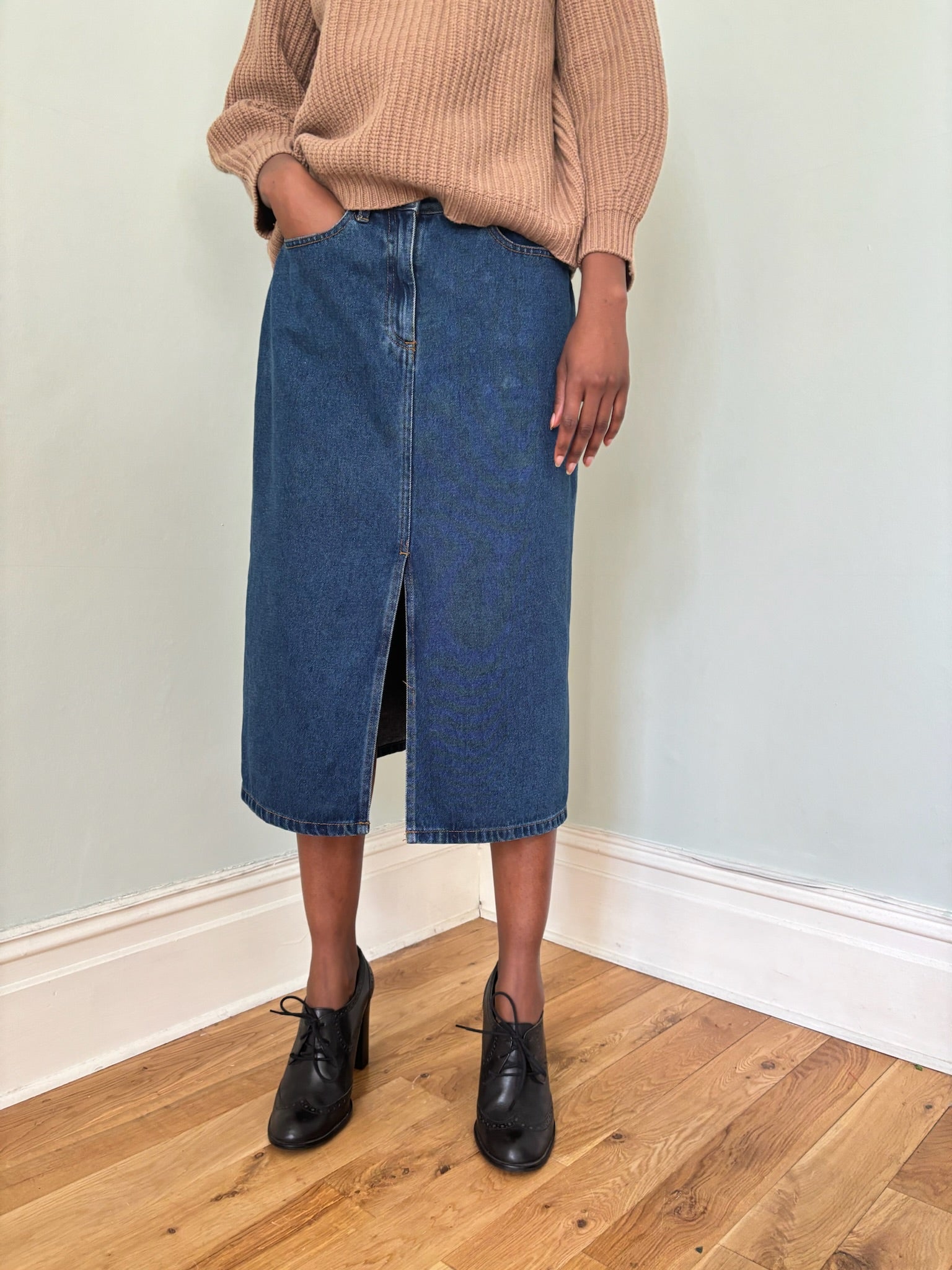 Vintage denim skirt UK12-14