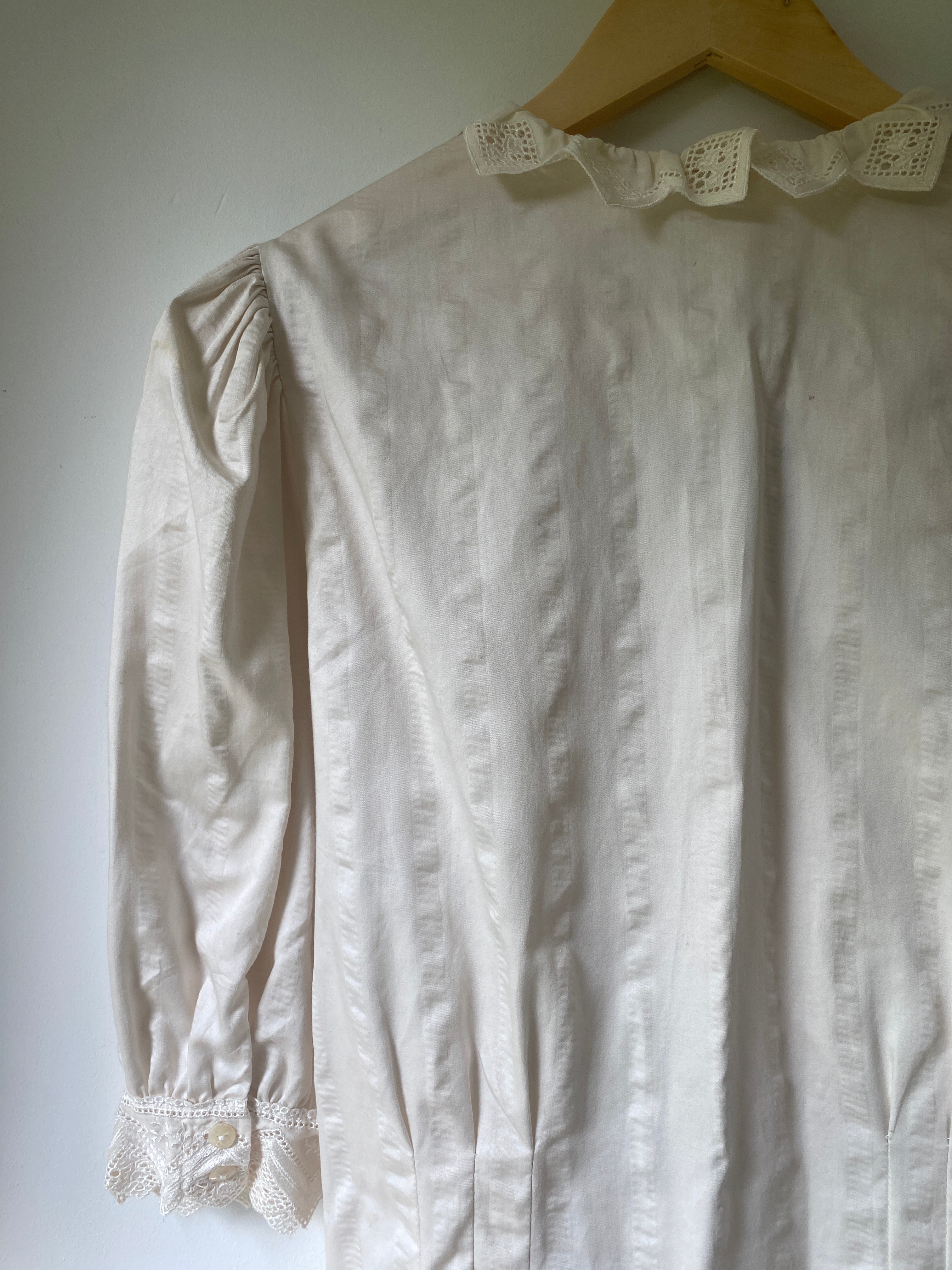 Vintage GEDE cotton broderie frill blouse UK14-16