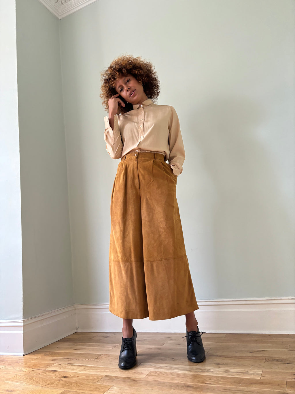 Vintage suede wide leg culottes