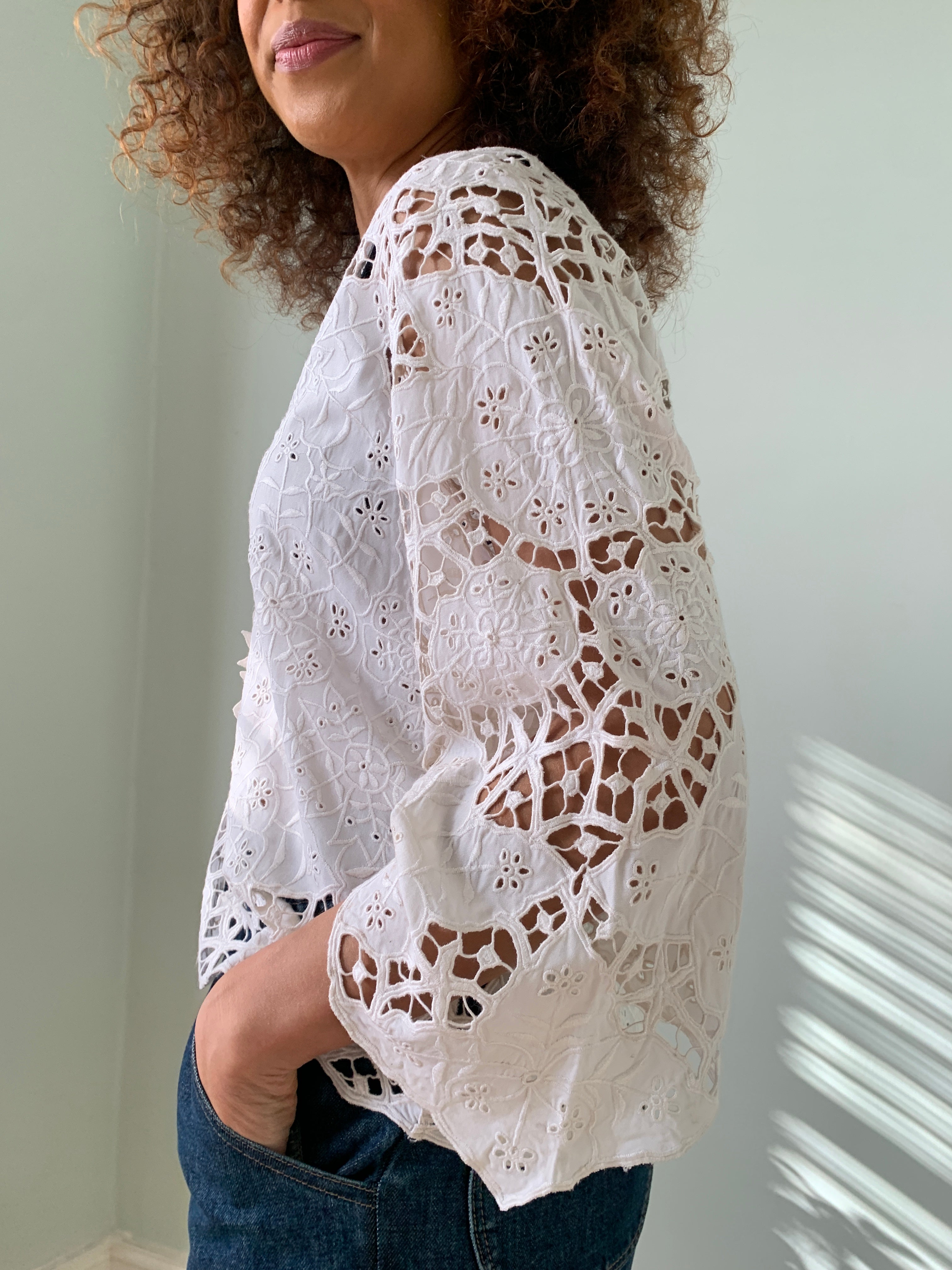 WOW vintage embroidered blouse