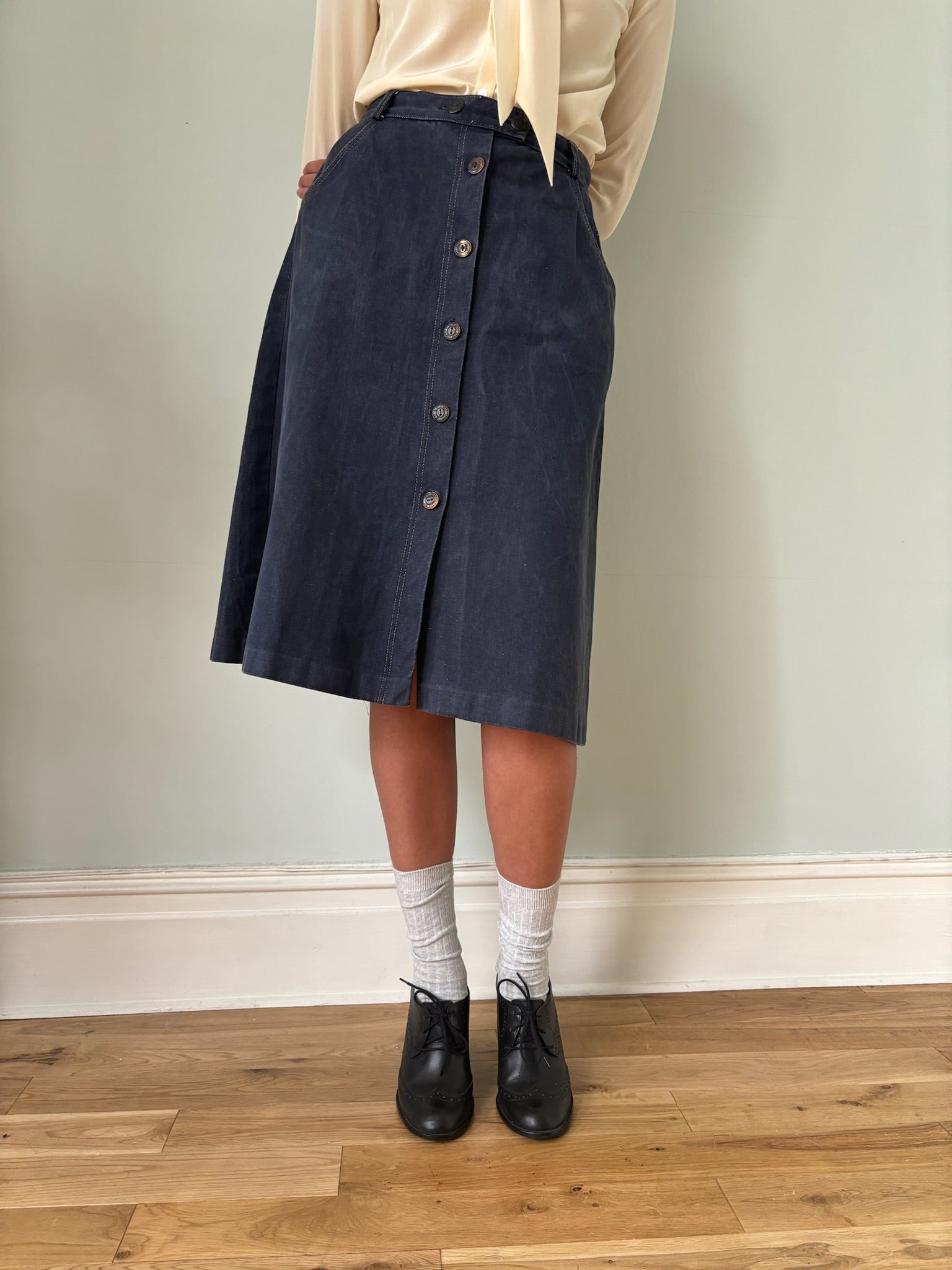 Vintage denim button skirt UK8