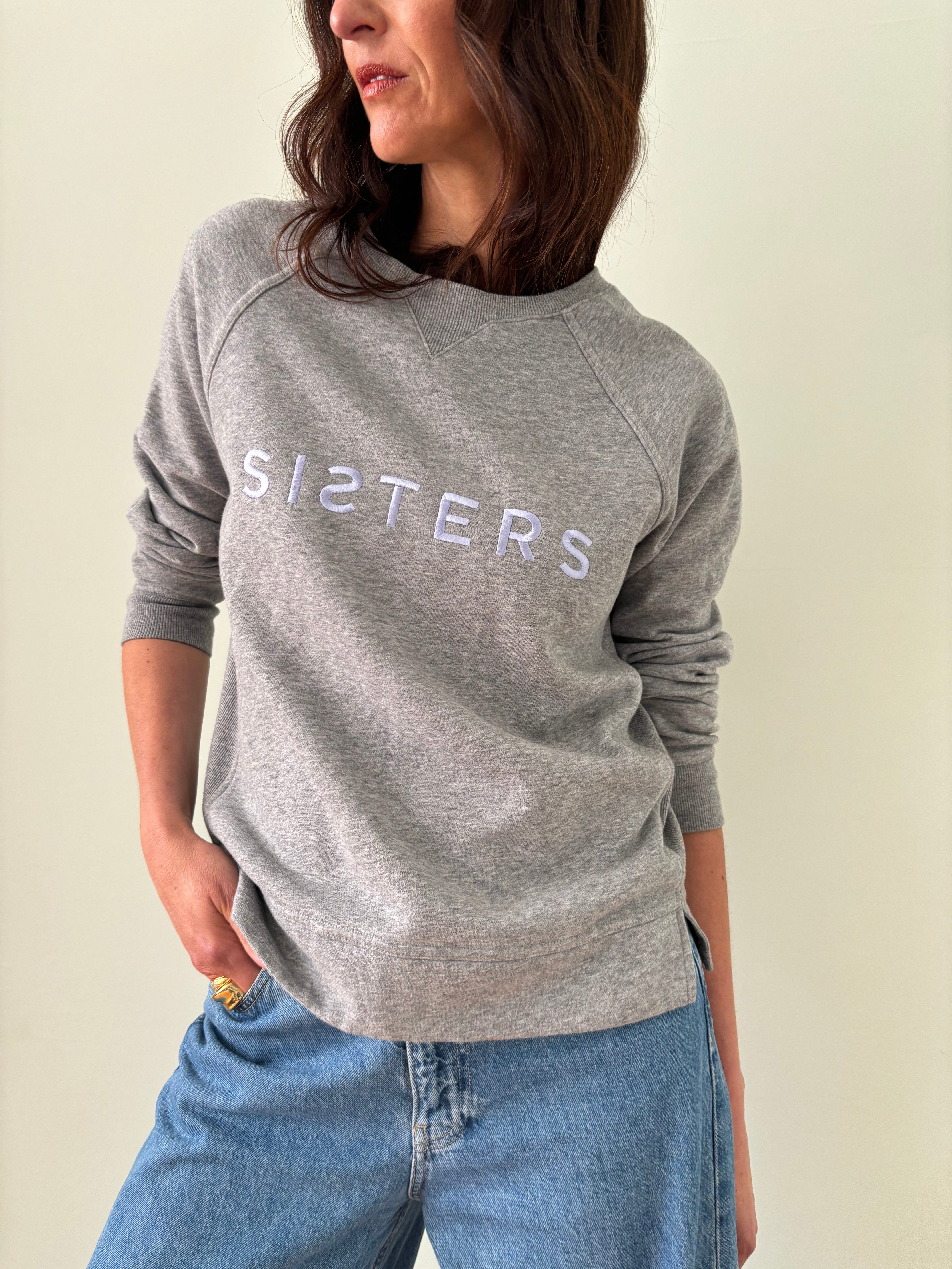 SISTERS embroidered sweatshirt small S019