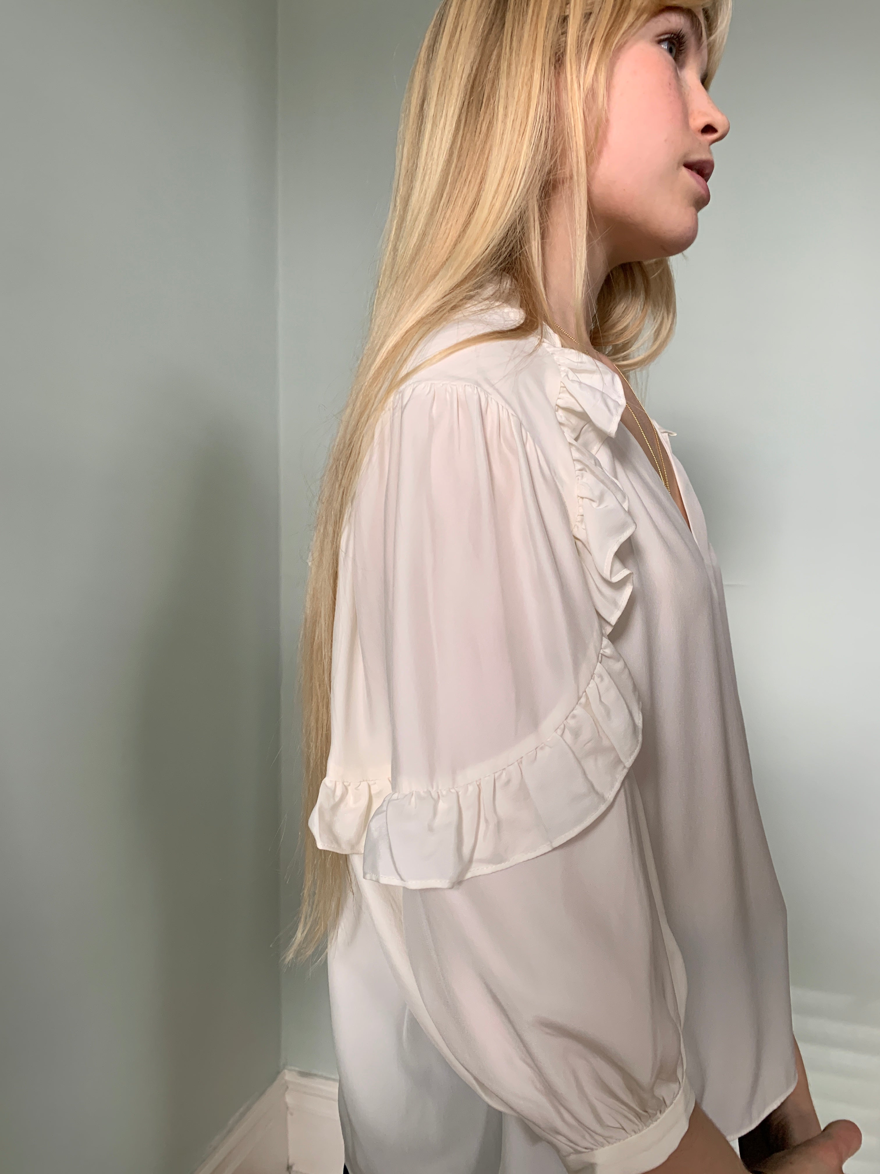 Pre-love FRAME silk frill blouse