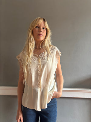 Vintage Chinese silk embroidered blouse