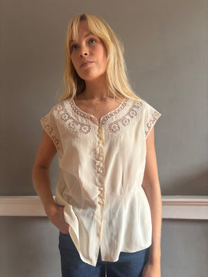 Vintage Chinese silk embroidered blouse