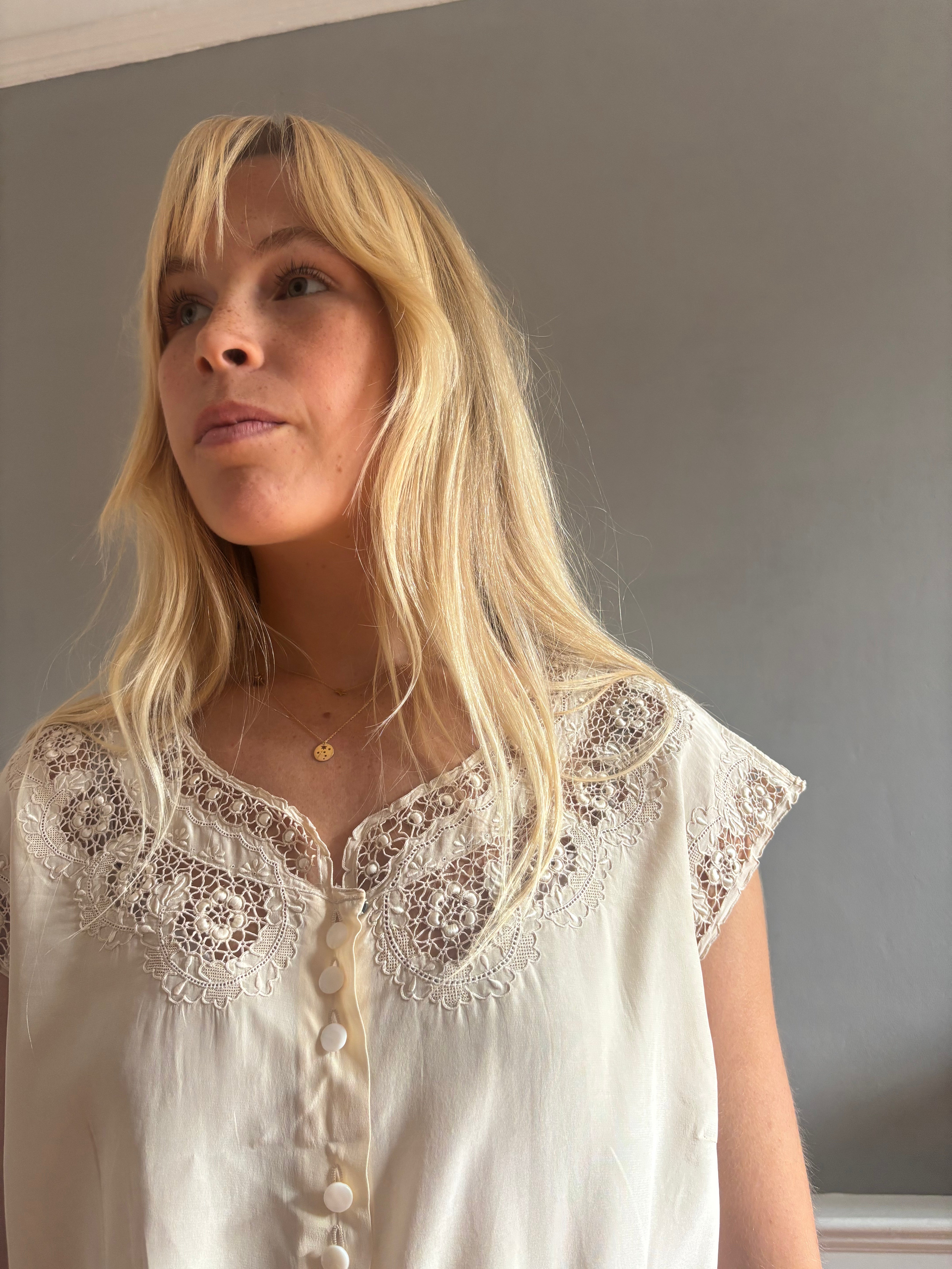 Vintage Chinese silk embroidered blouse