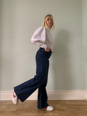 Levi ribcage flare jeans W27"