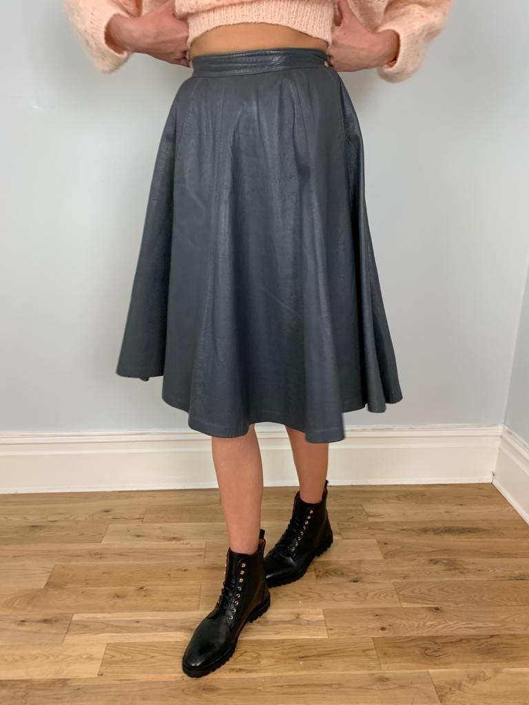 Romagnoli 1980's full leather skirt in grey
