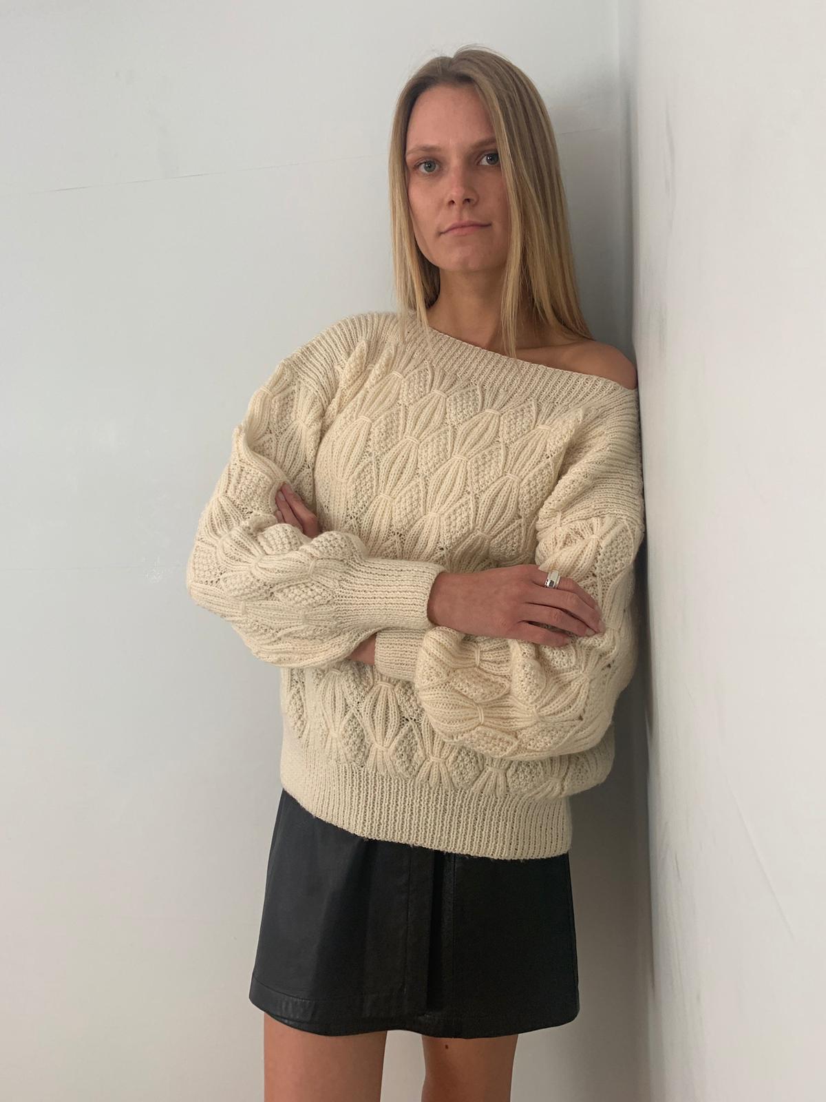 Hand knitted 1980's fluffy jumper