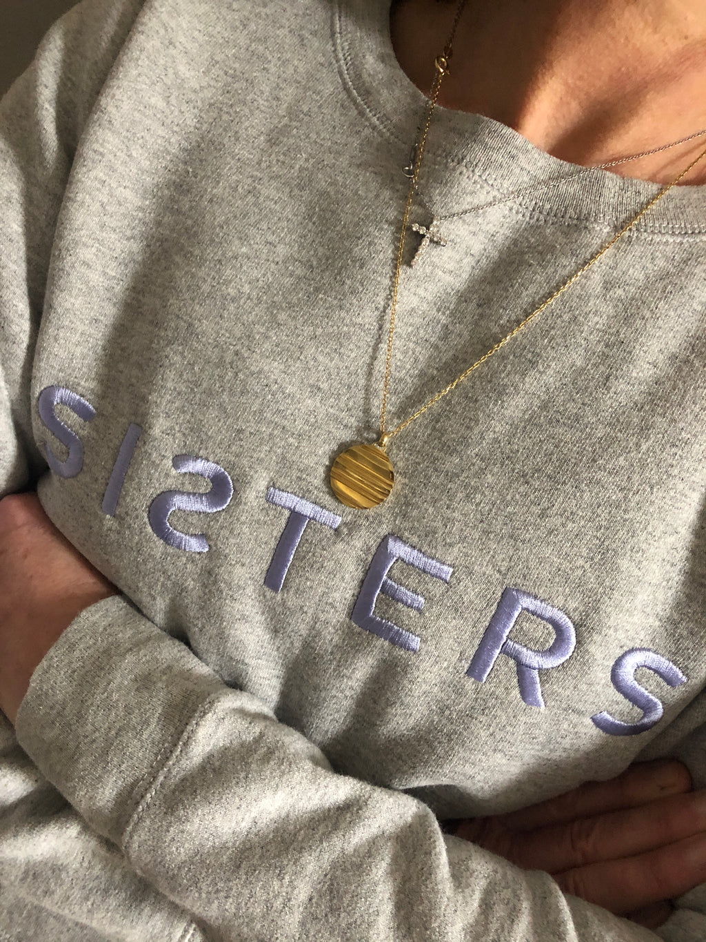 SISTERS embroidered sweatshirt SMALL