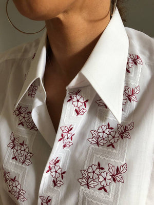 Vintage 80s embroidered mens dress shirt