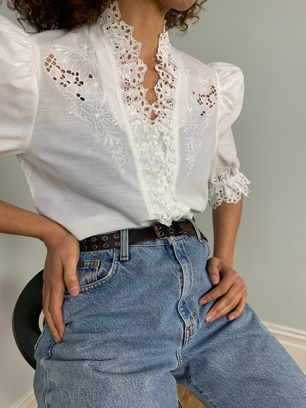 Vintage cotton embroidery frill edge blouse