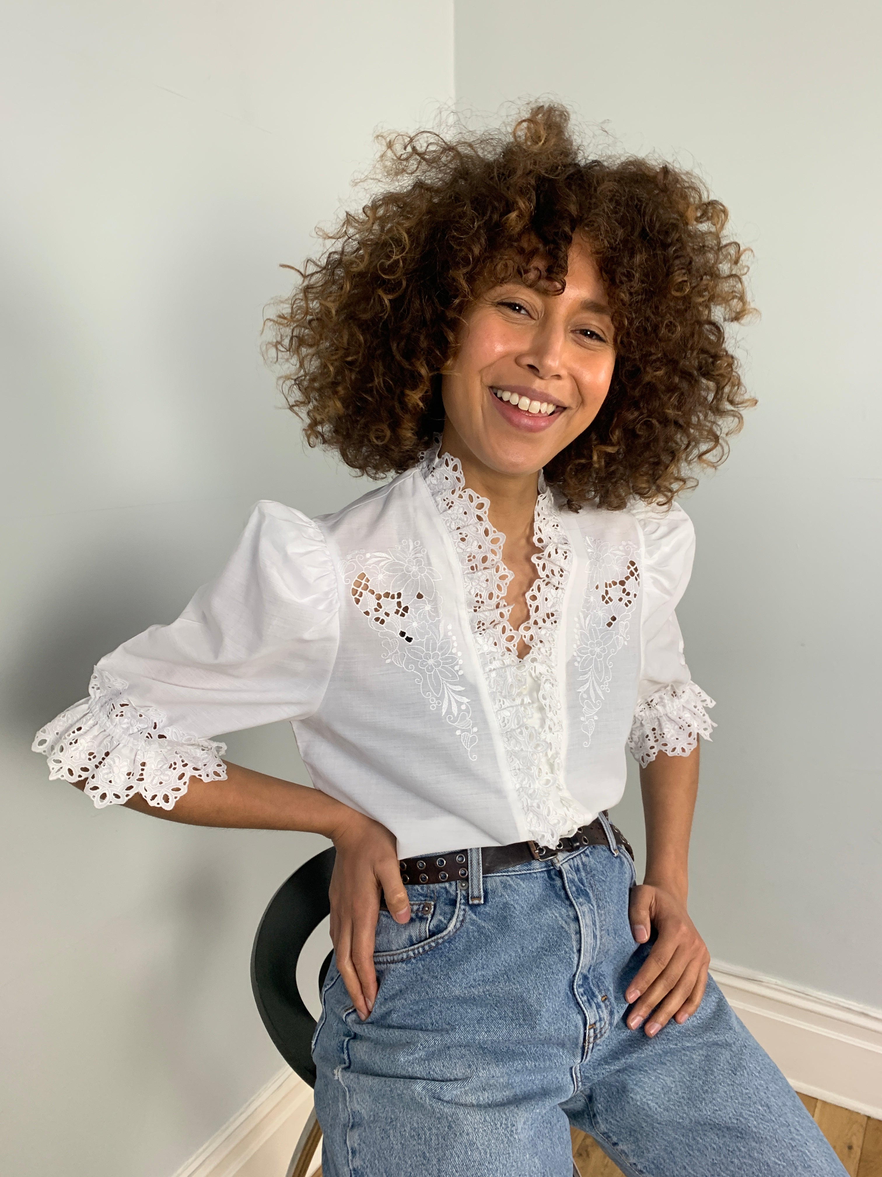 Vintage cotton embroidery frill edge blouse
