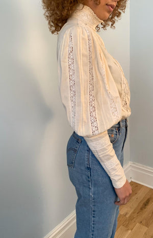 Laura Ashley 1970's Edwardian style blouse with lace - in nude