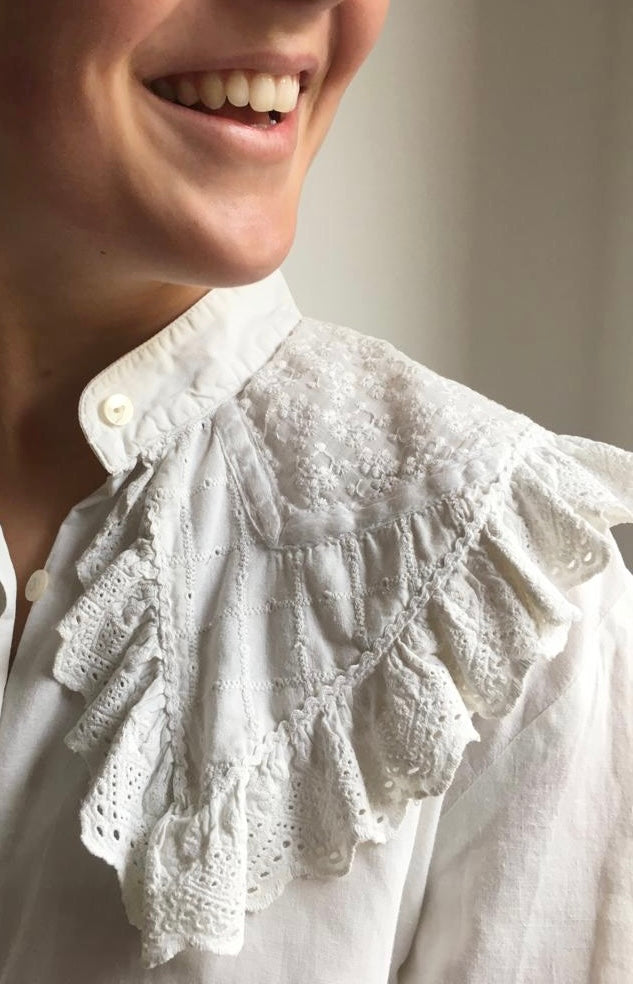 Vintage drama embroidered collar cotton blouse