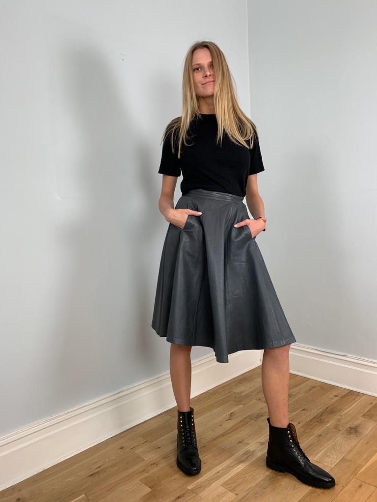 Romagnoli 1980's full leather skirt in grey